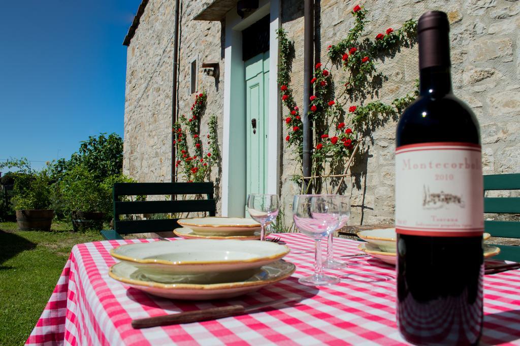 בארברינו די ואל ד'אלסה Agriturismo Montecorboli מראה חיצוני תמונה