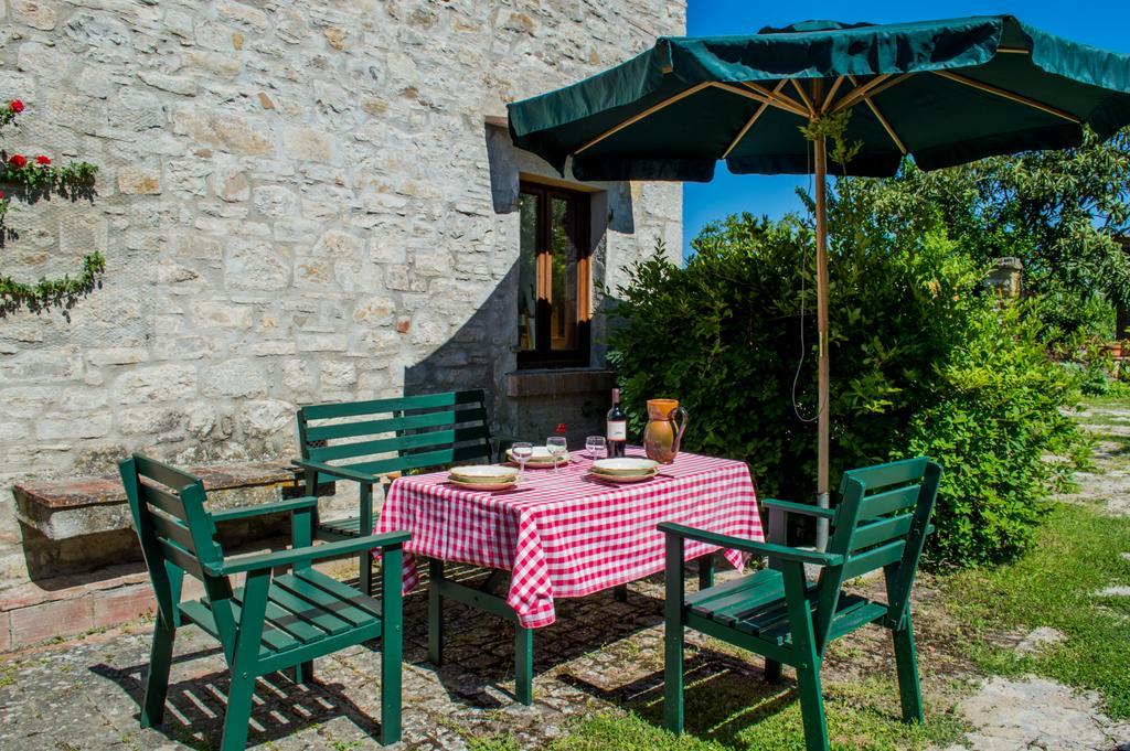 בארברינו די ואל ד'אלסה Agriturismo Montecorboli מראה חיצוני תמונה